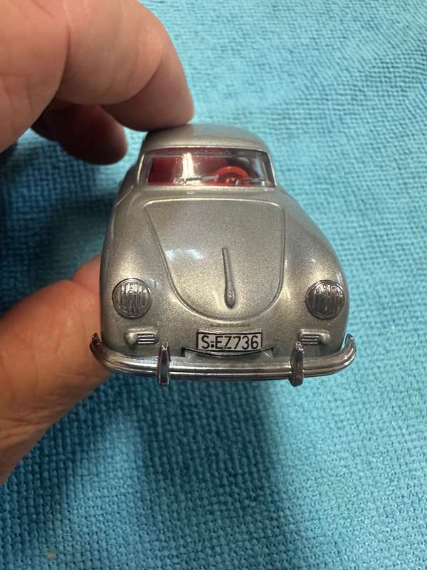DINKY TOYS