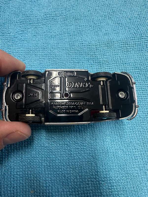 DINKY TOYS