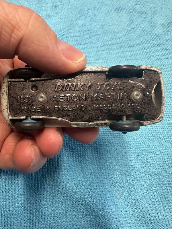 DINKY TOYS
