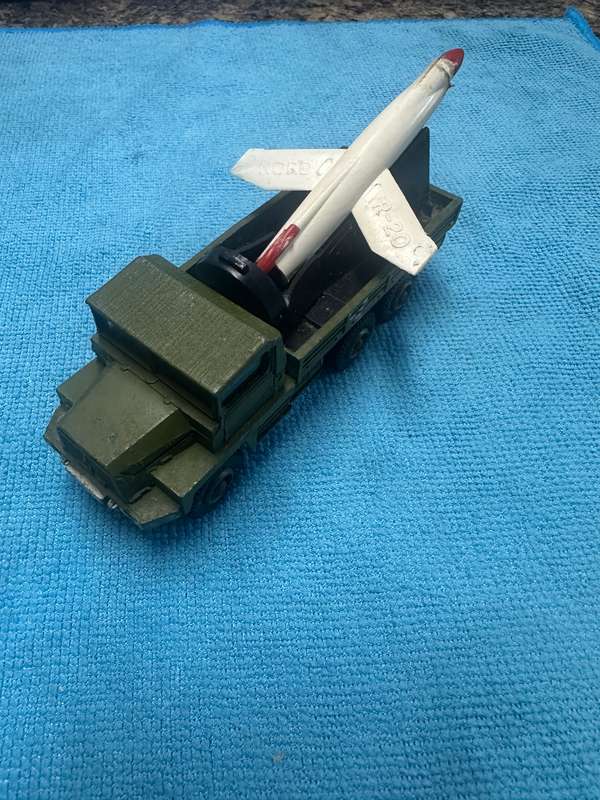 DINKY TOYS