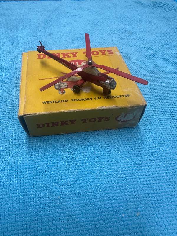 DINKY TOYS