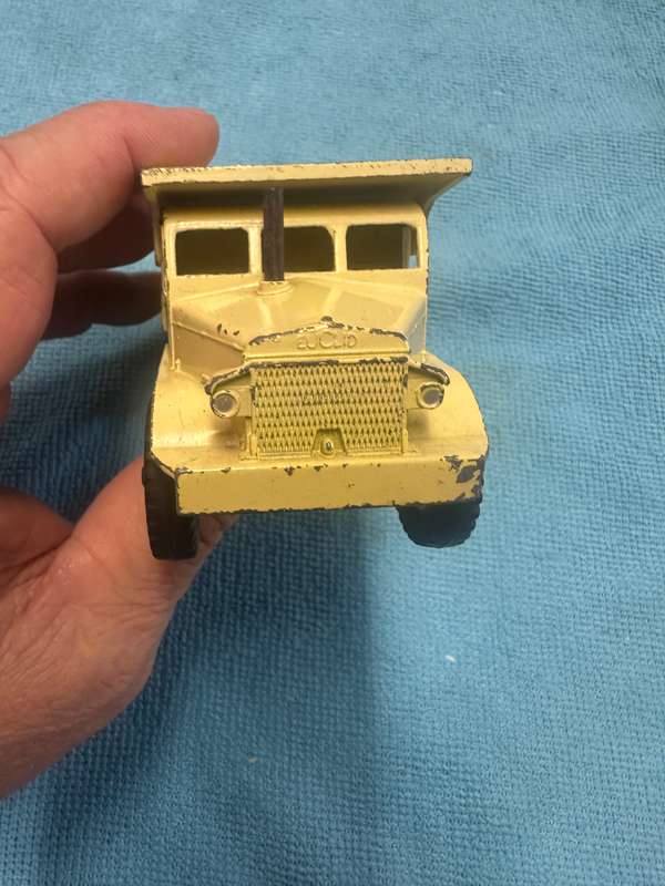 DINKY TOYS