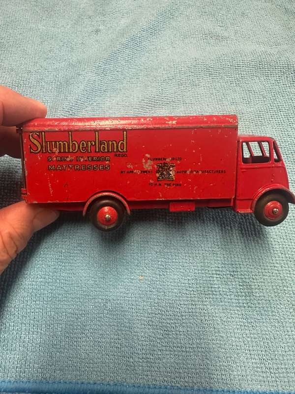 DINKY TOYS