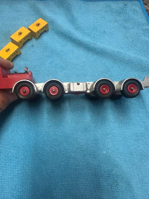 DINKY TOYS
