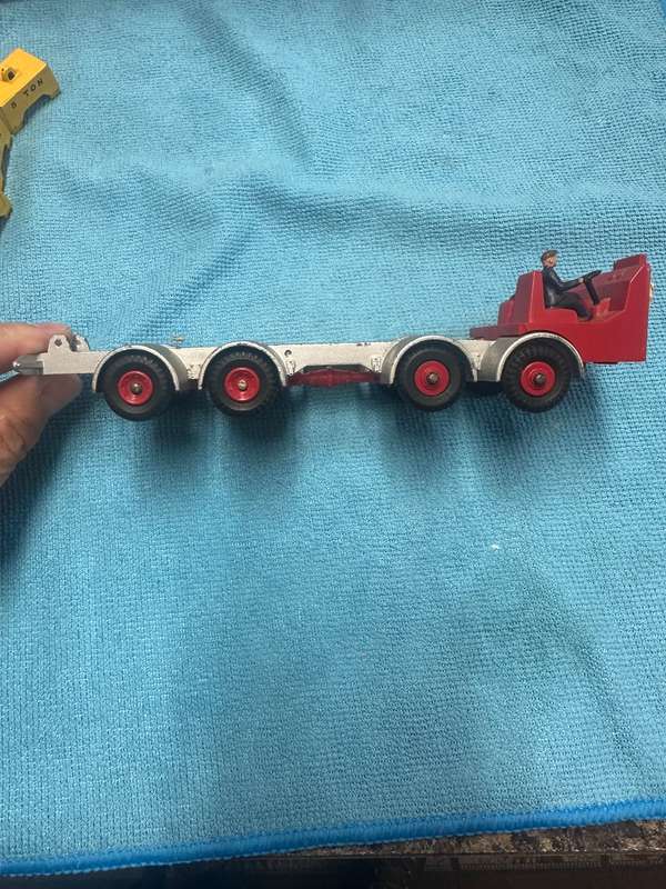 DINKY TOYS