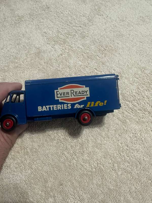 DINKY TOYS