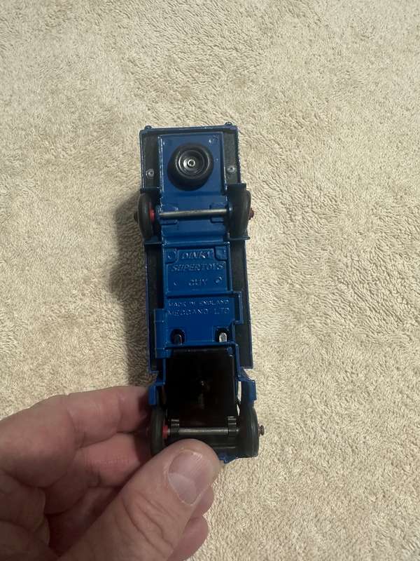 DINKY TOYS