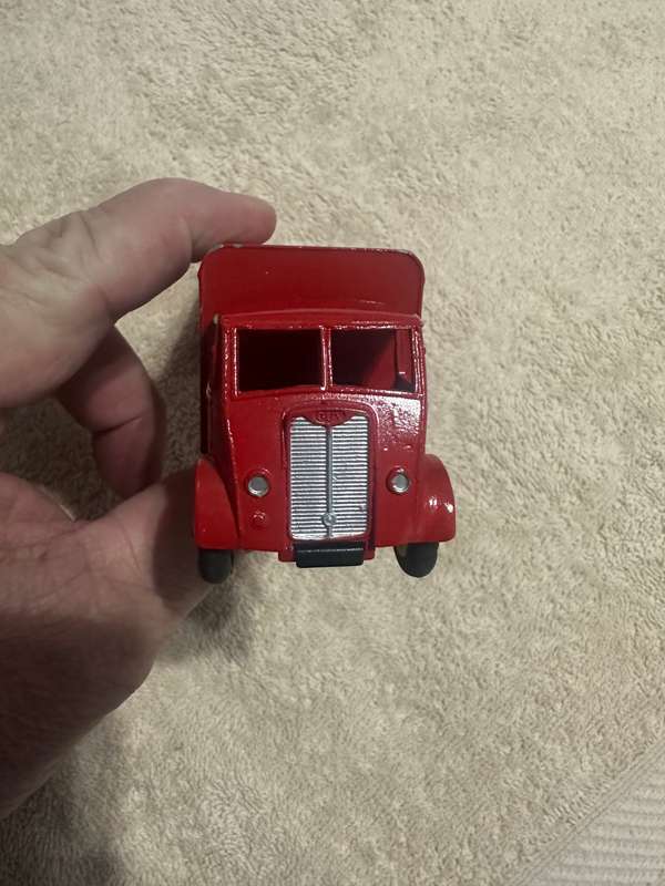 DINKY TOYS
