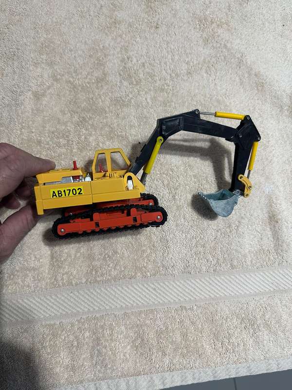 DINKY TOYS