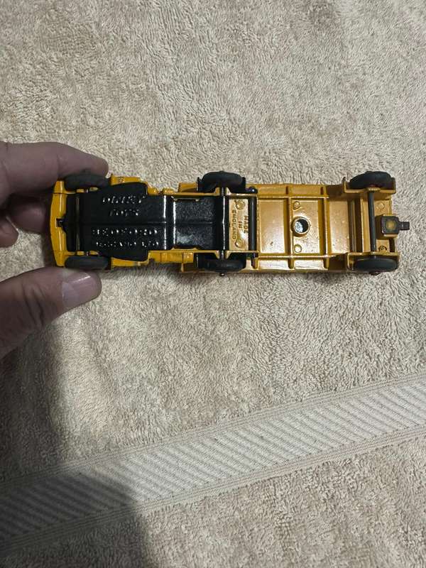 DINKY TOYS