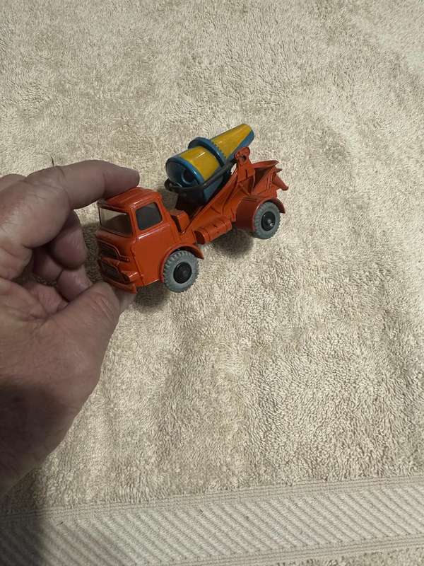 DINKY TOYS