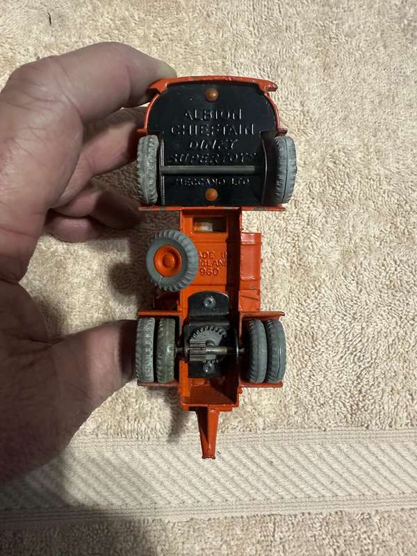 DINKY TOYS
