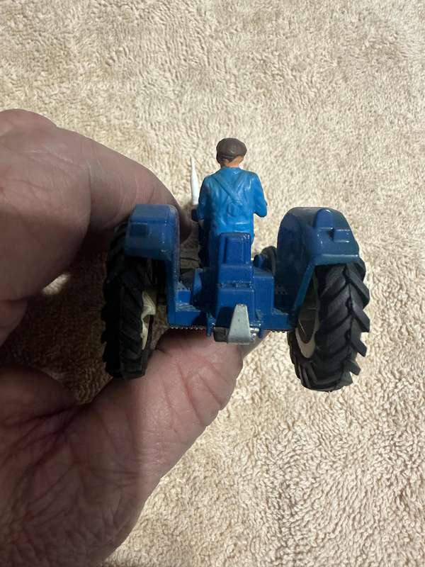 DINKY TOYS