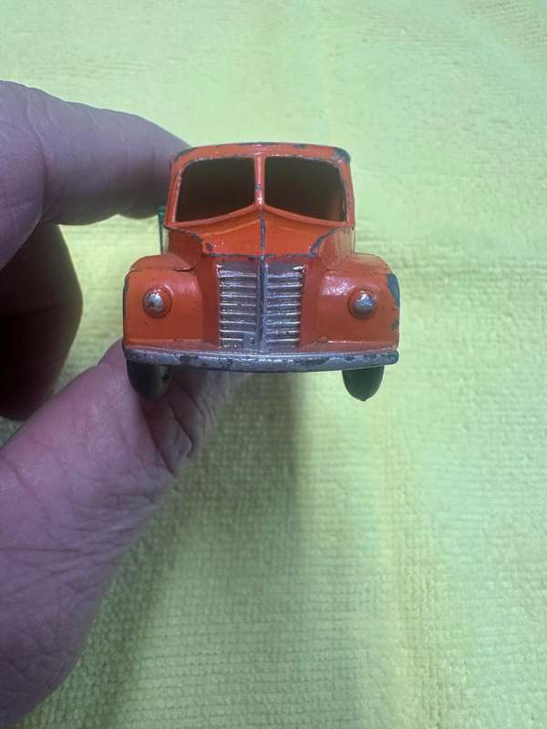 DINKY TOYS