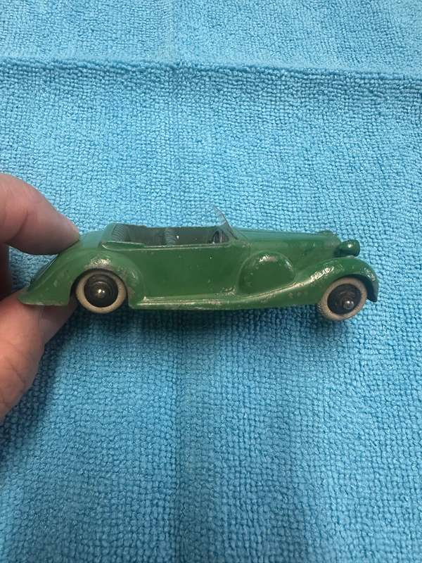 DINKY TOYS
