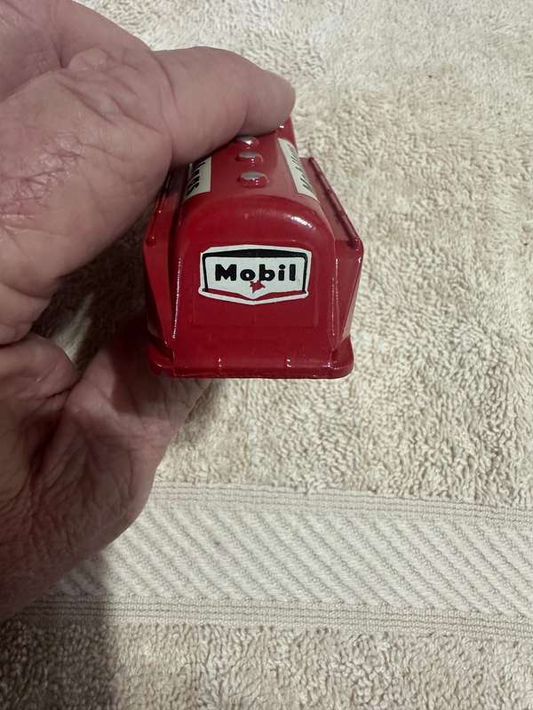 DINKY TOYS