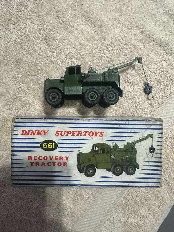 DINKY TOYS