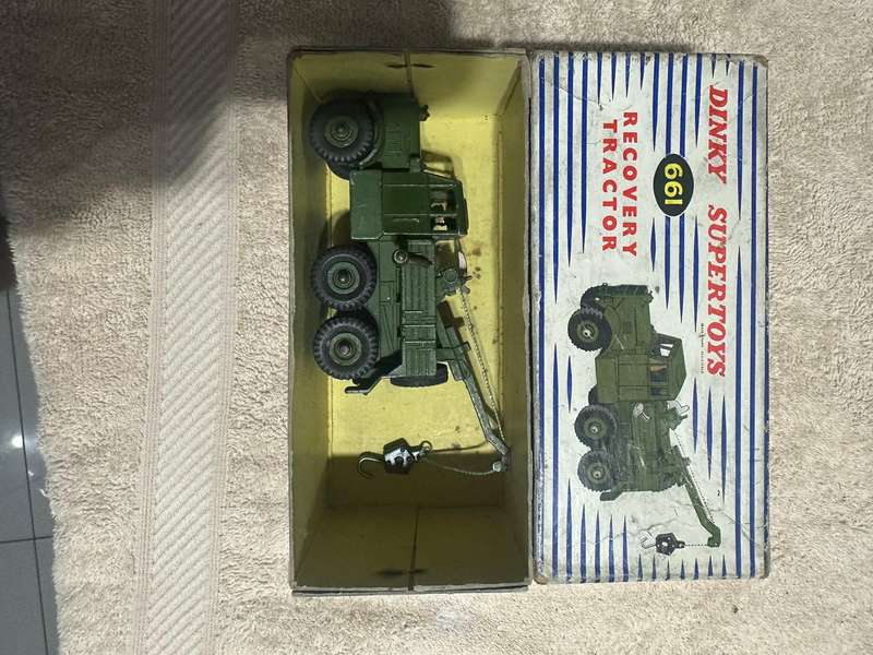DINKY TOYS