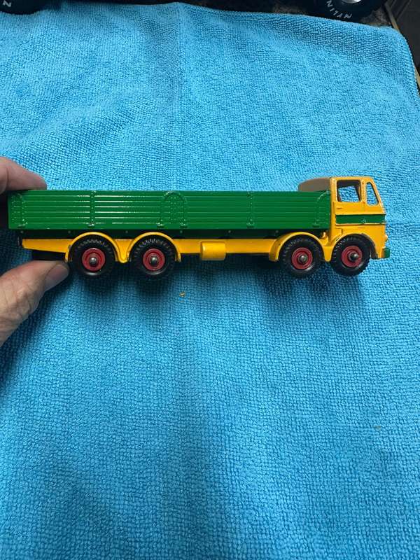 DINKY TOYS