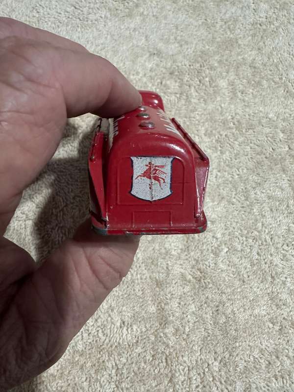 DINKY TOYS