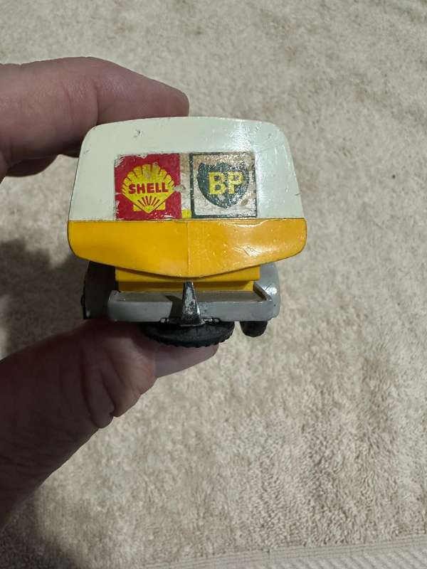 DINKY TOYS