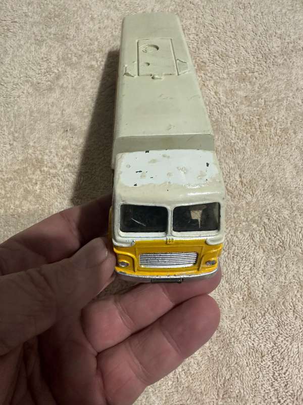 DINKY TOYS