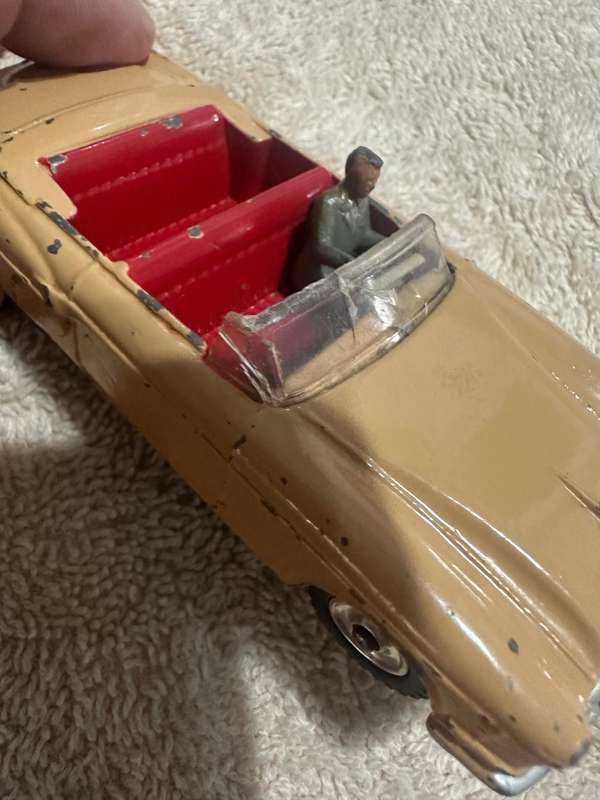 DINKY TOYS