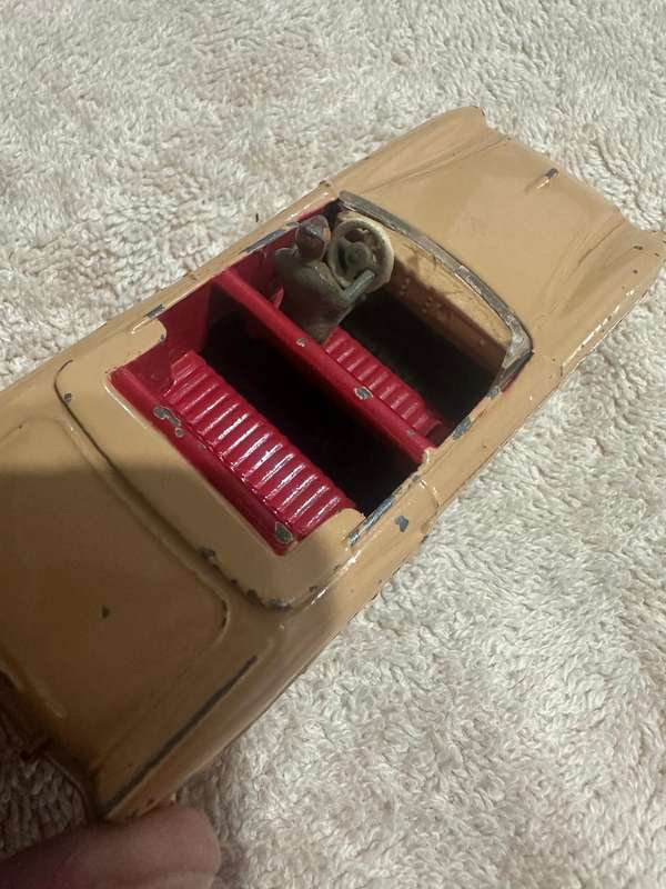 DINKY TOYS