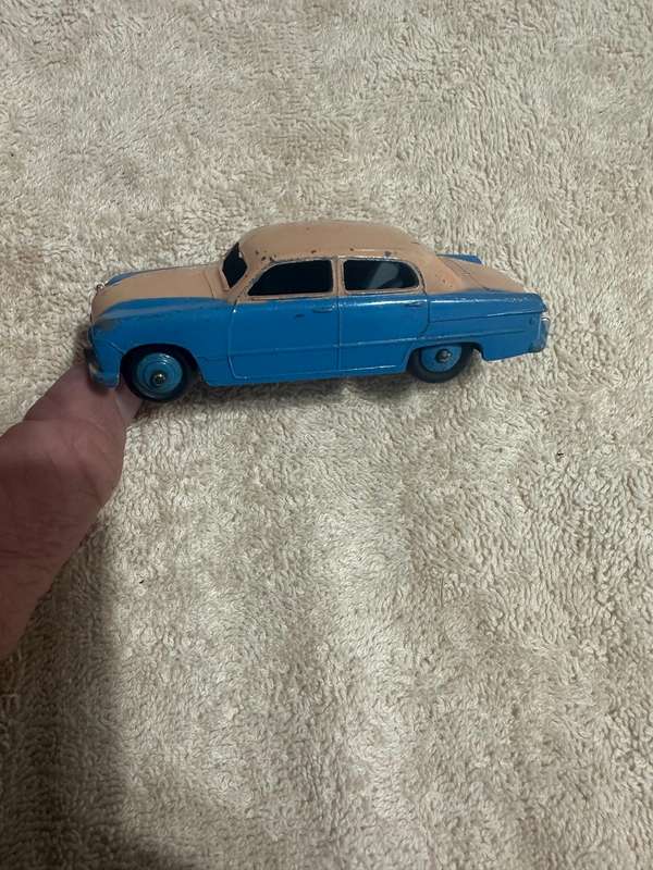 DINKY TOYS