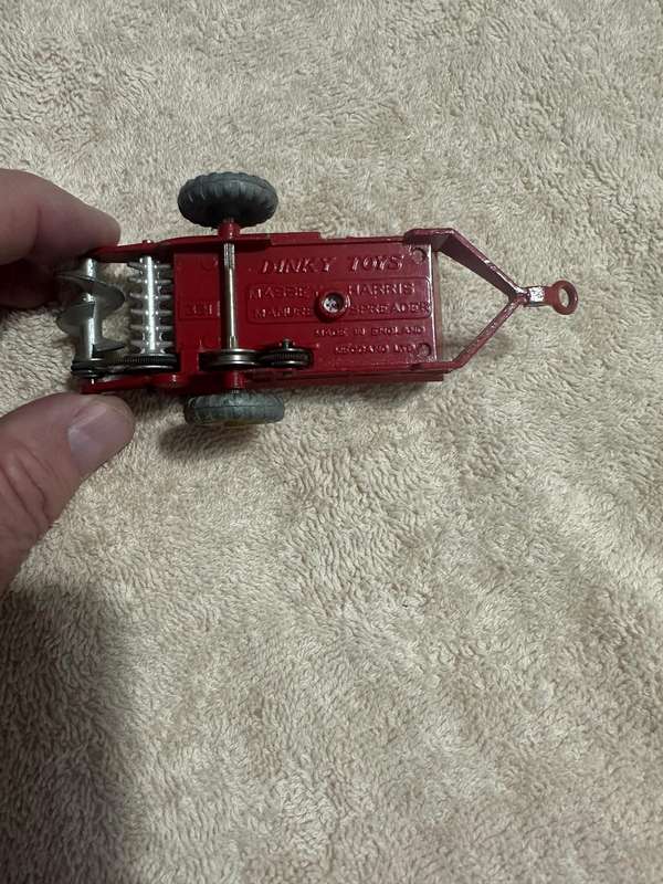 DINKY TOYS