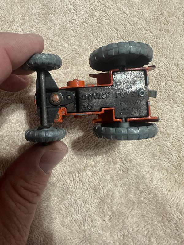DINKY TOYS