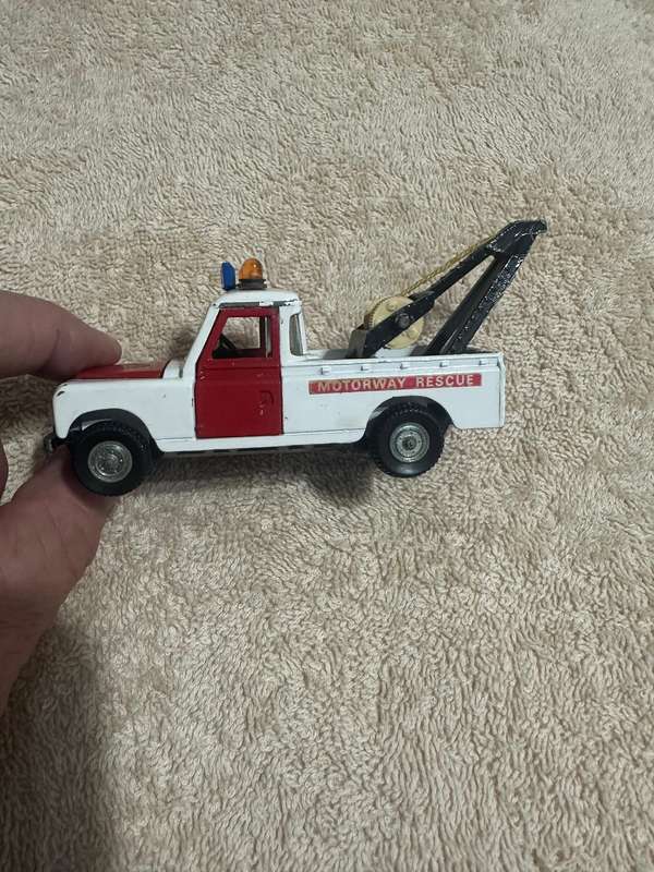 DINKY TOYS