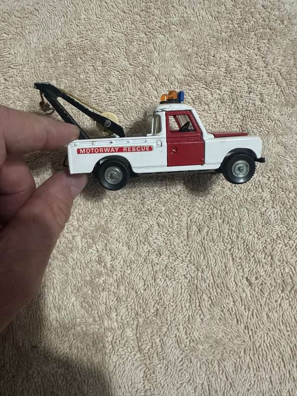 DINKY TOYS