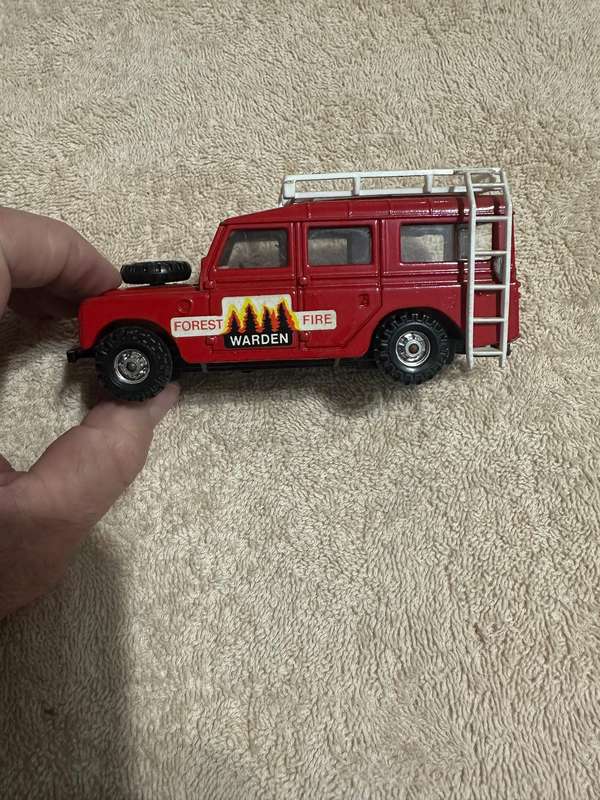 DINKY TOYS