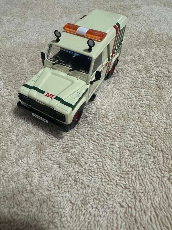 DINKY TOYS