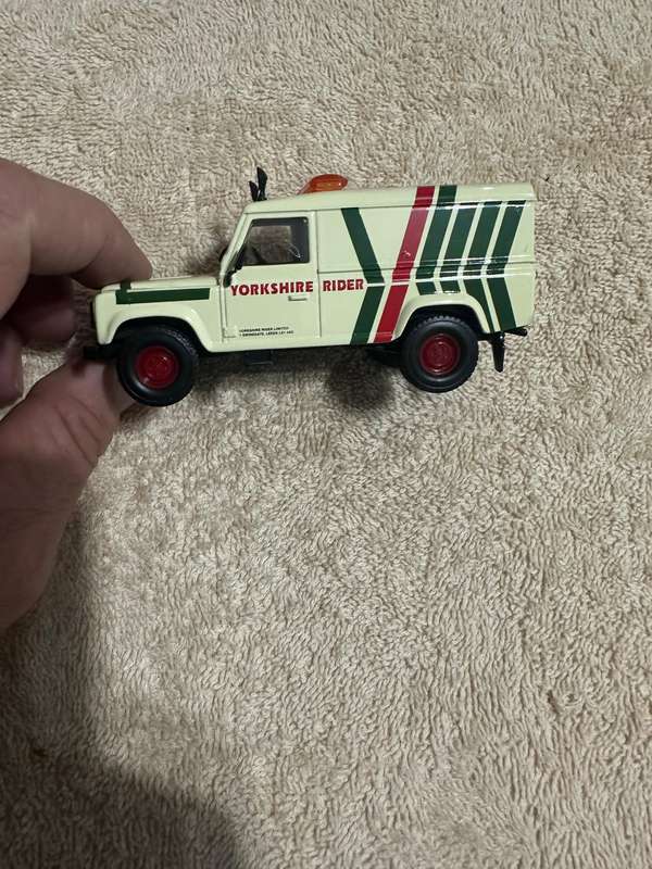 DINKY TOYS