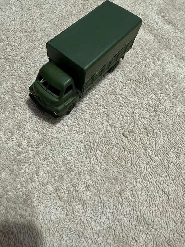 DINKY TOYS