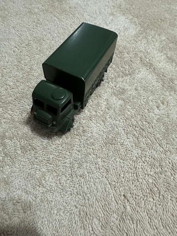 DINKY TOYS