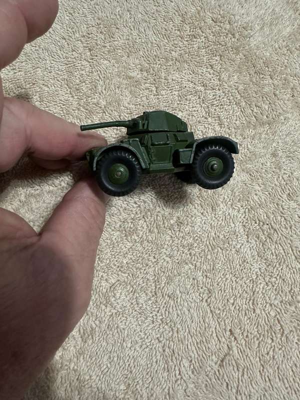 DINKY TOYS