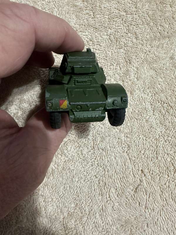 DINKY TOYS