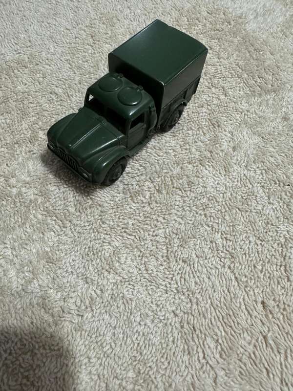 DINKY TOYS