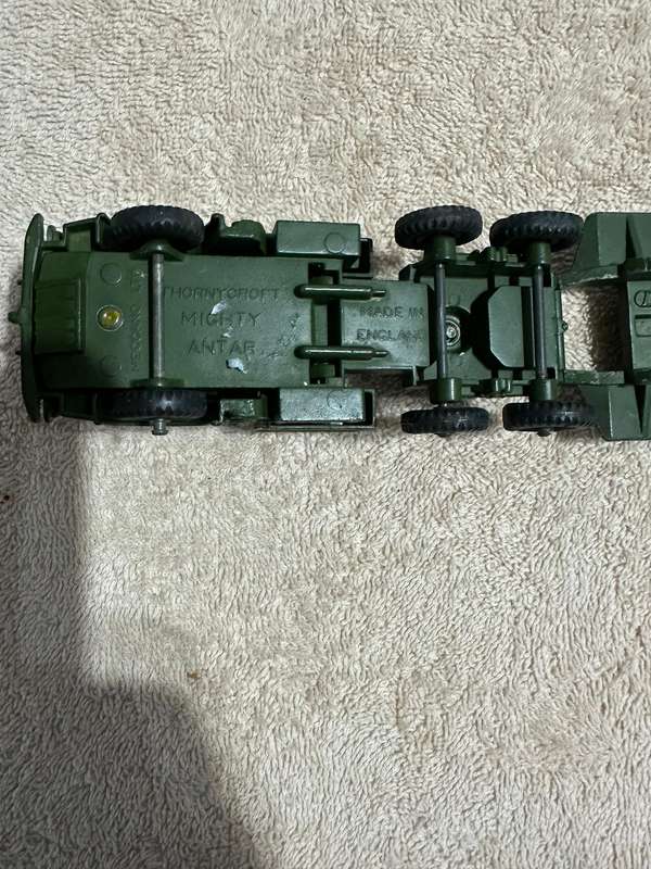 DINKY TOYS