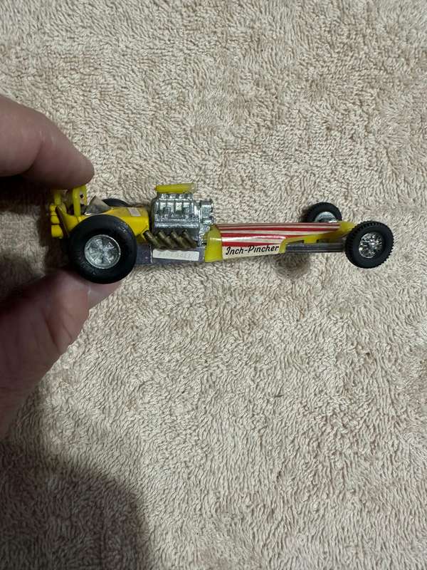 DINKY TOYS