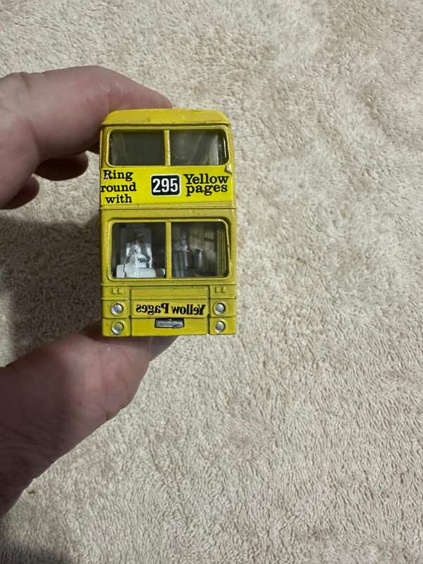 DINKY TOYS