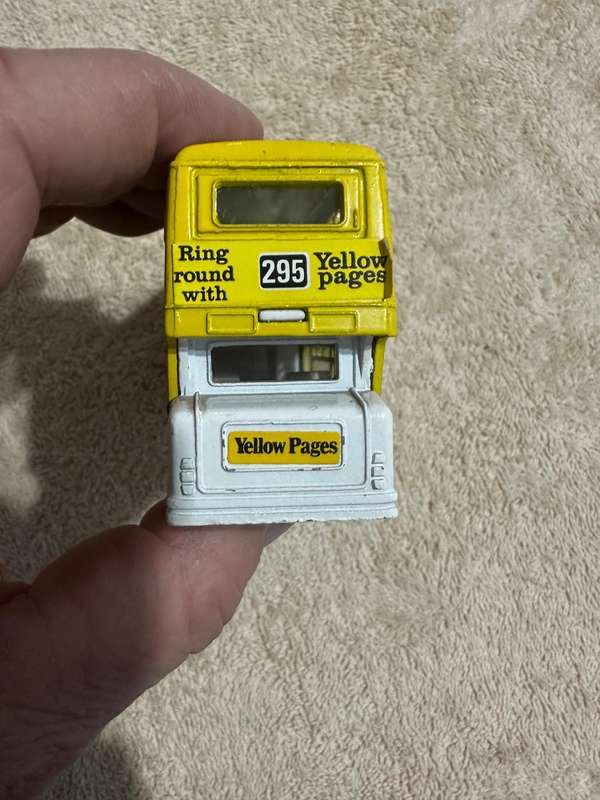 DINKY TOYS