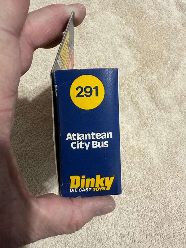 DINKY TOYS