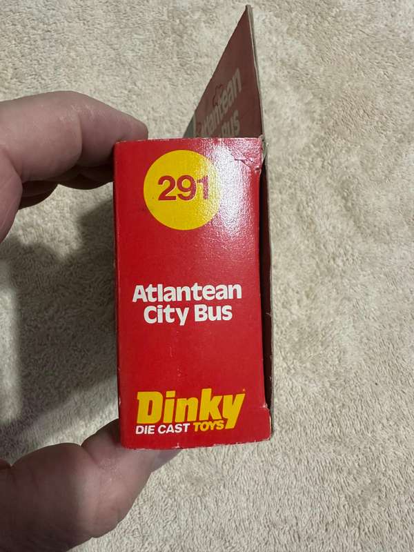 DINKY TOYS