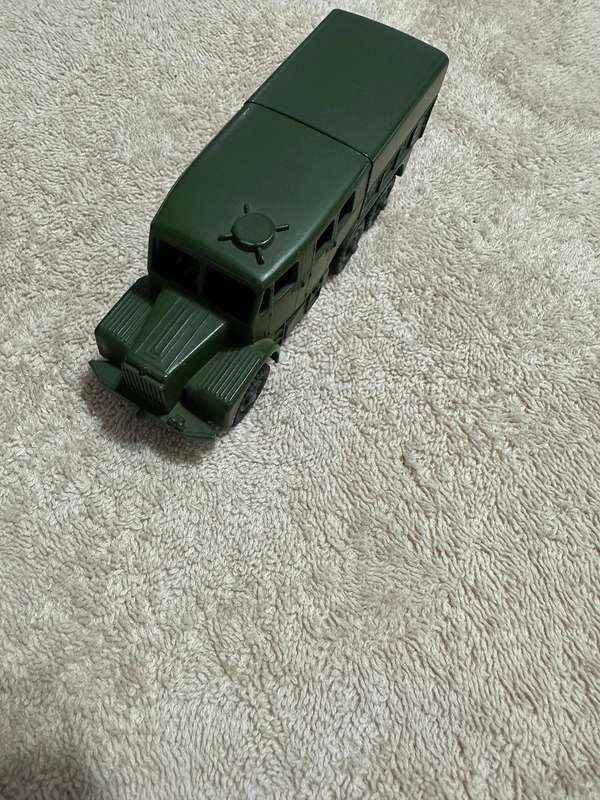 DINKY TOYS