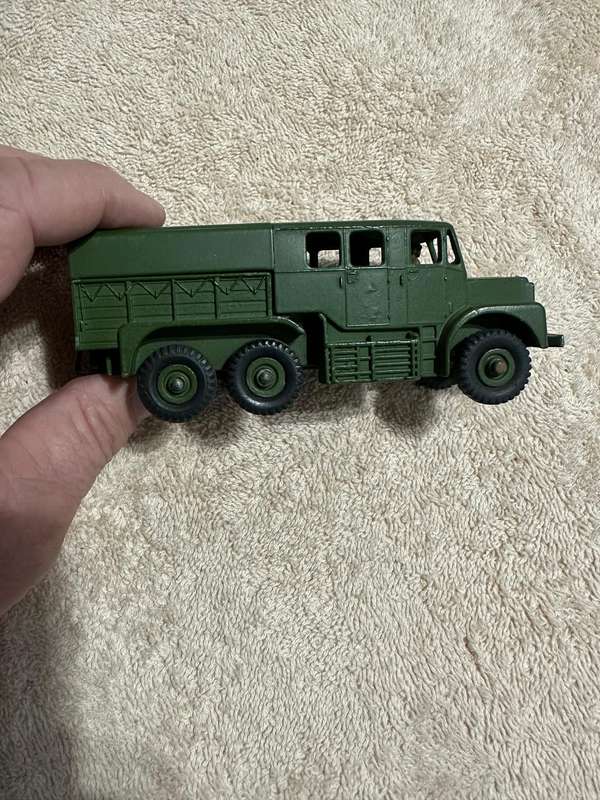 DINKY TOYS
