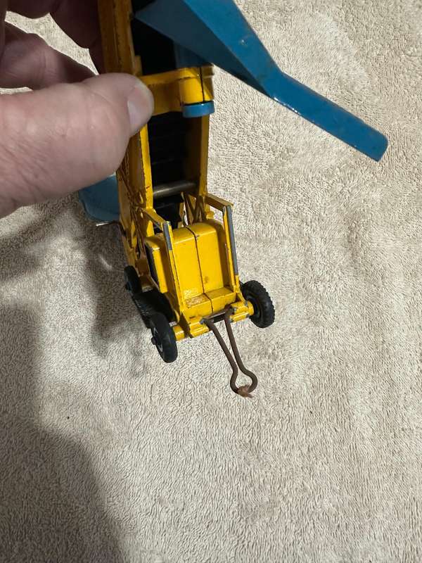 DINKY TOYS